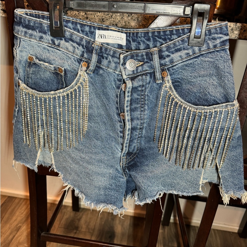 Zara Shorts Denim High waist Blue Size 6